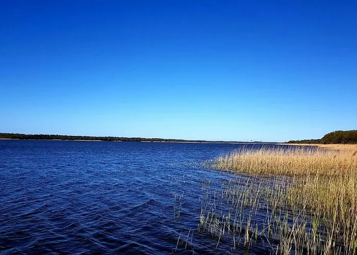 Nowecin Nyaraló Łeba